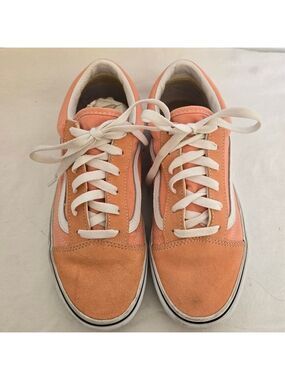 VANS OLD SKOOL SKATE SHOE WOMENS SALMON/WHITE (7JUNIORS OR 8 WOMENS)